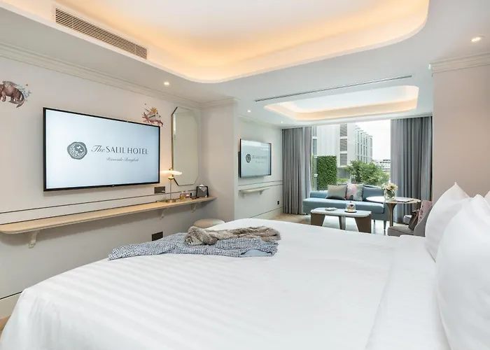 Hotel The Salil Riverside
