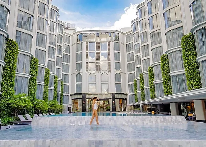 The Salil Riverside 5*
