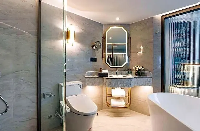 The Salil Riverside 5*